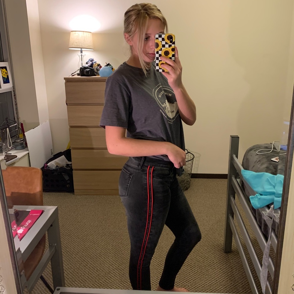 Red stripped jeans